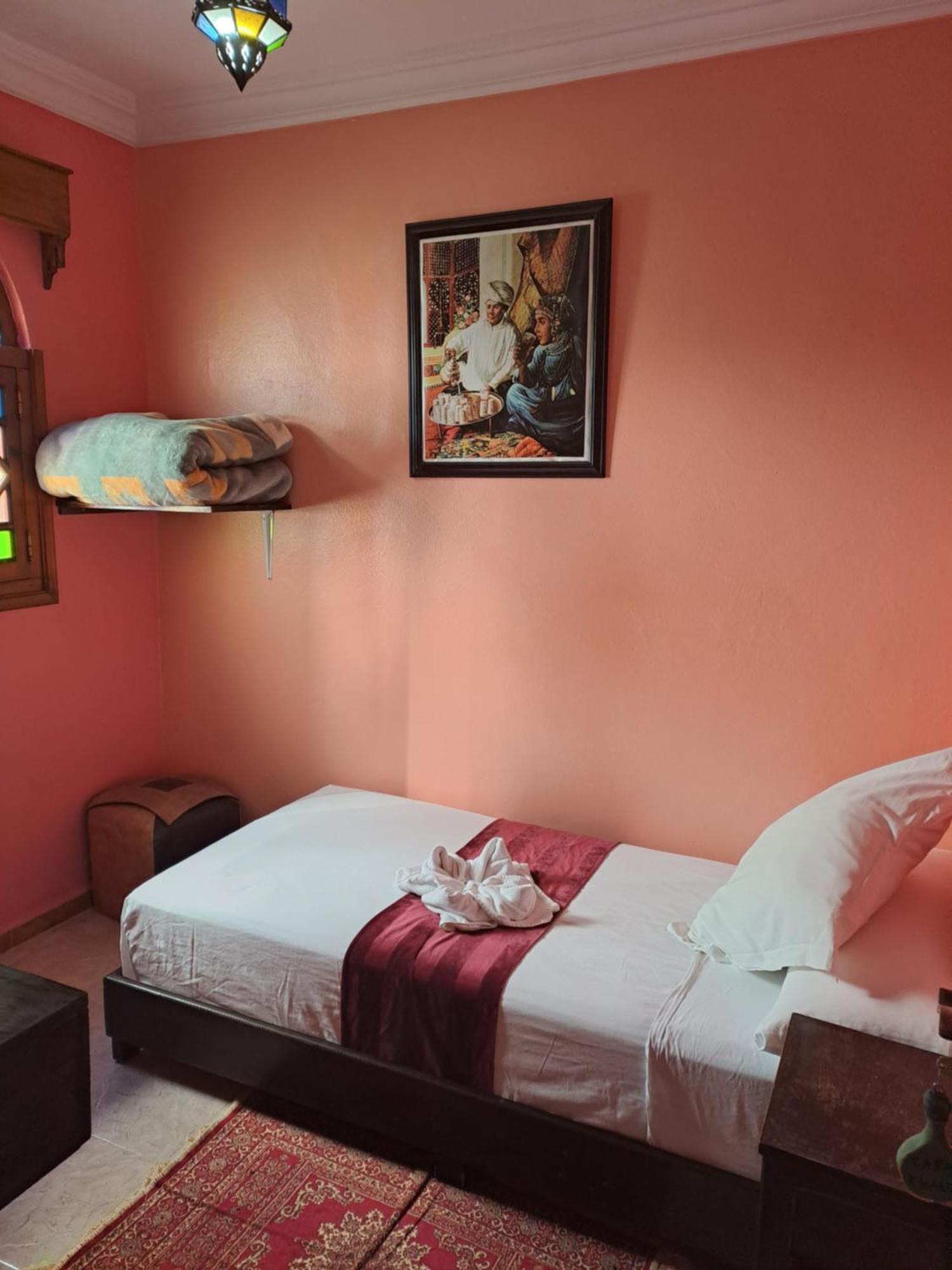 Hotel Casa Khaldi Чефчауен Екстериор снимка