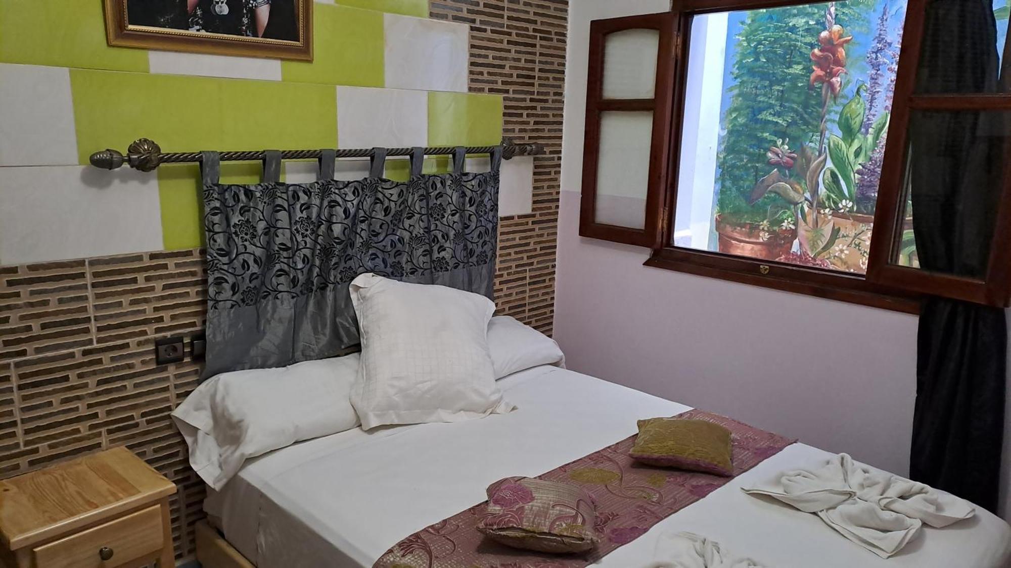 Hotel Casa Khaldi Чефчауен Екстериор снимка