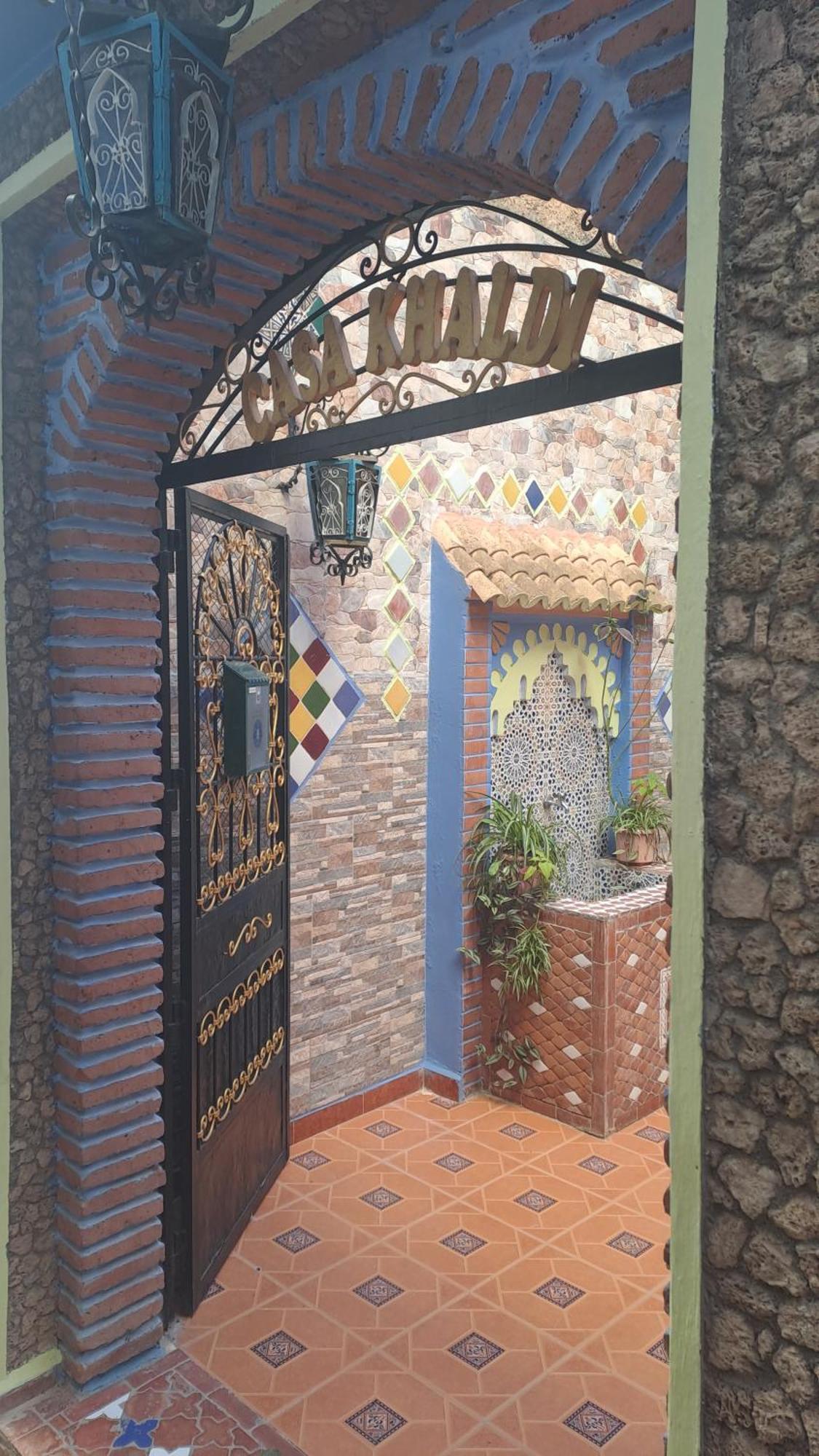 Hotel Casa Khaldi Чефчауен Екстериор снимка