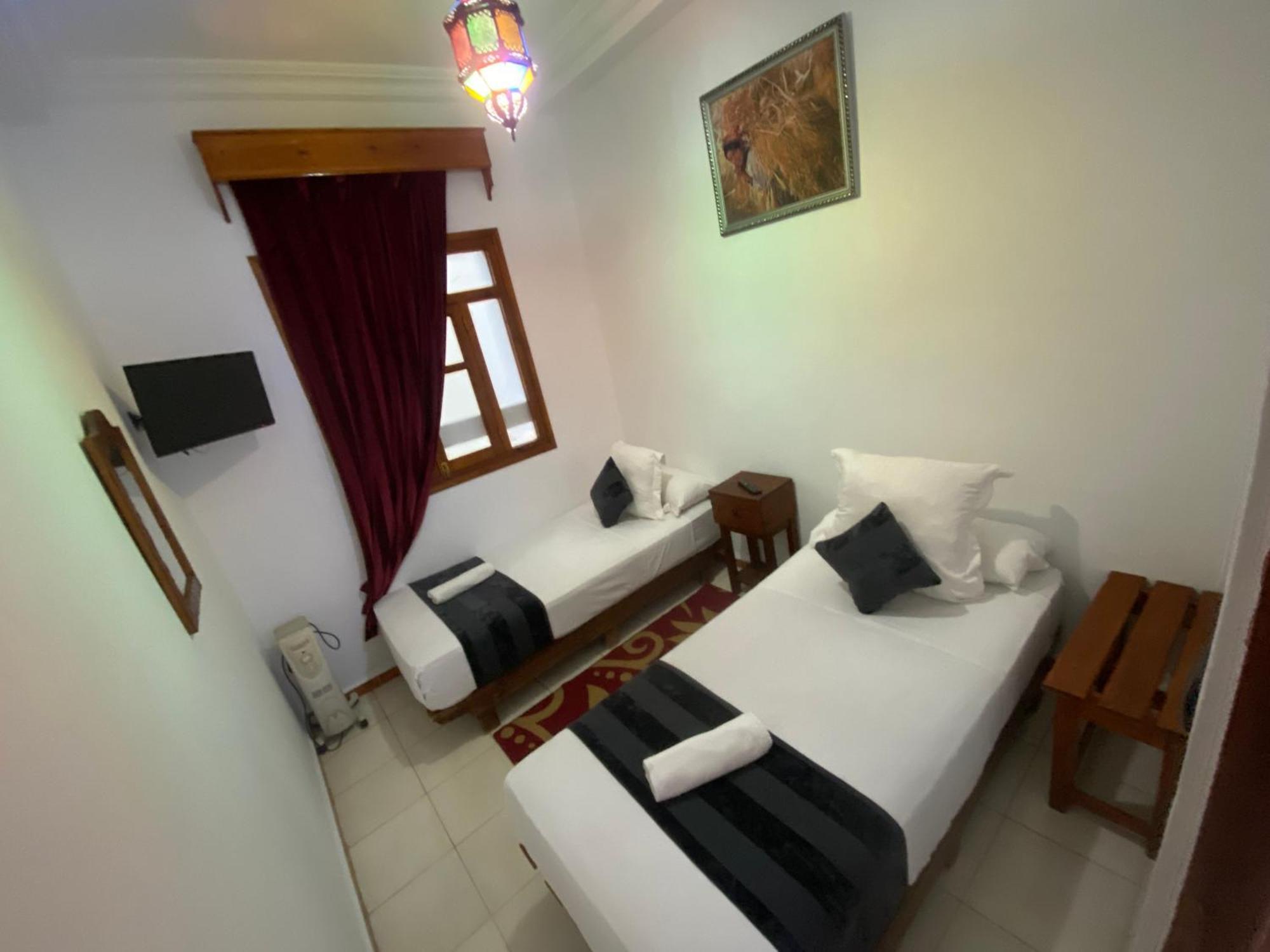 Hotel Casa Khaldi Чефчауен Екстериор снимка