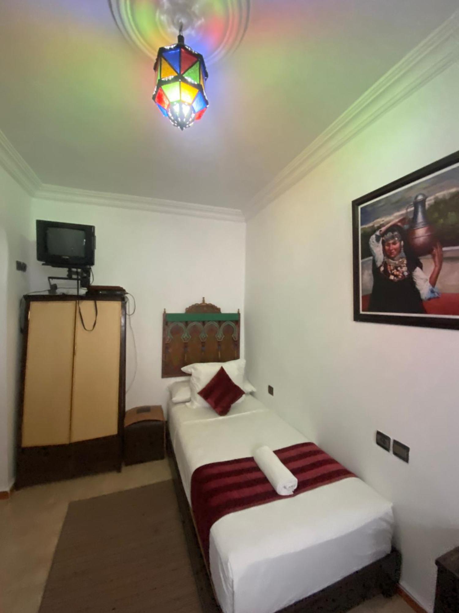 Hotel Casa Khaldi Чефчауен Екстериор снимка