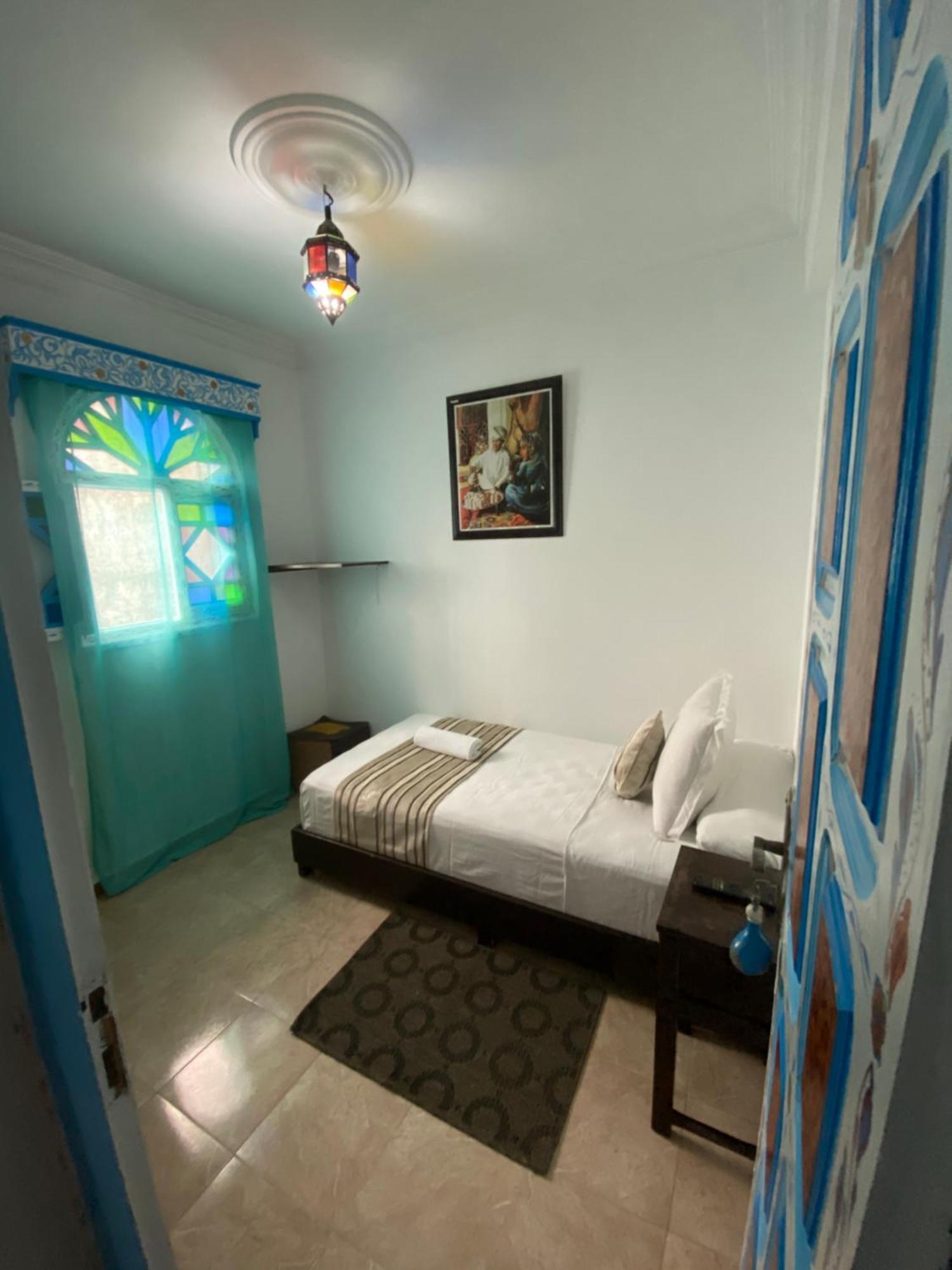 Hotel Casa Khaldi Чефчауен Екстериор снимка